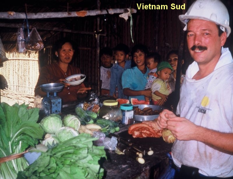 VIET.JPG